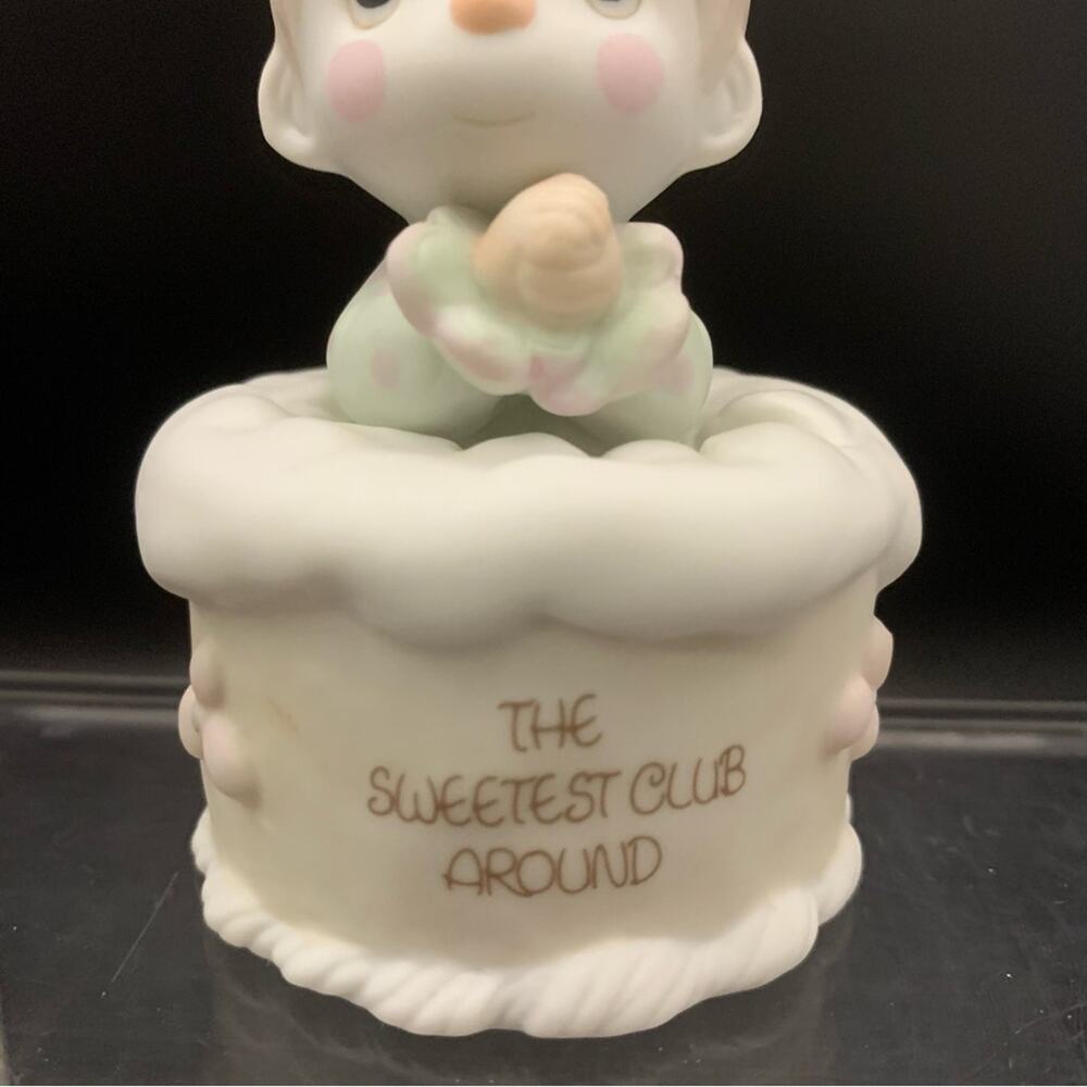 1988 Precious Moments Figurine - Picture 7 of 15